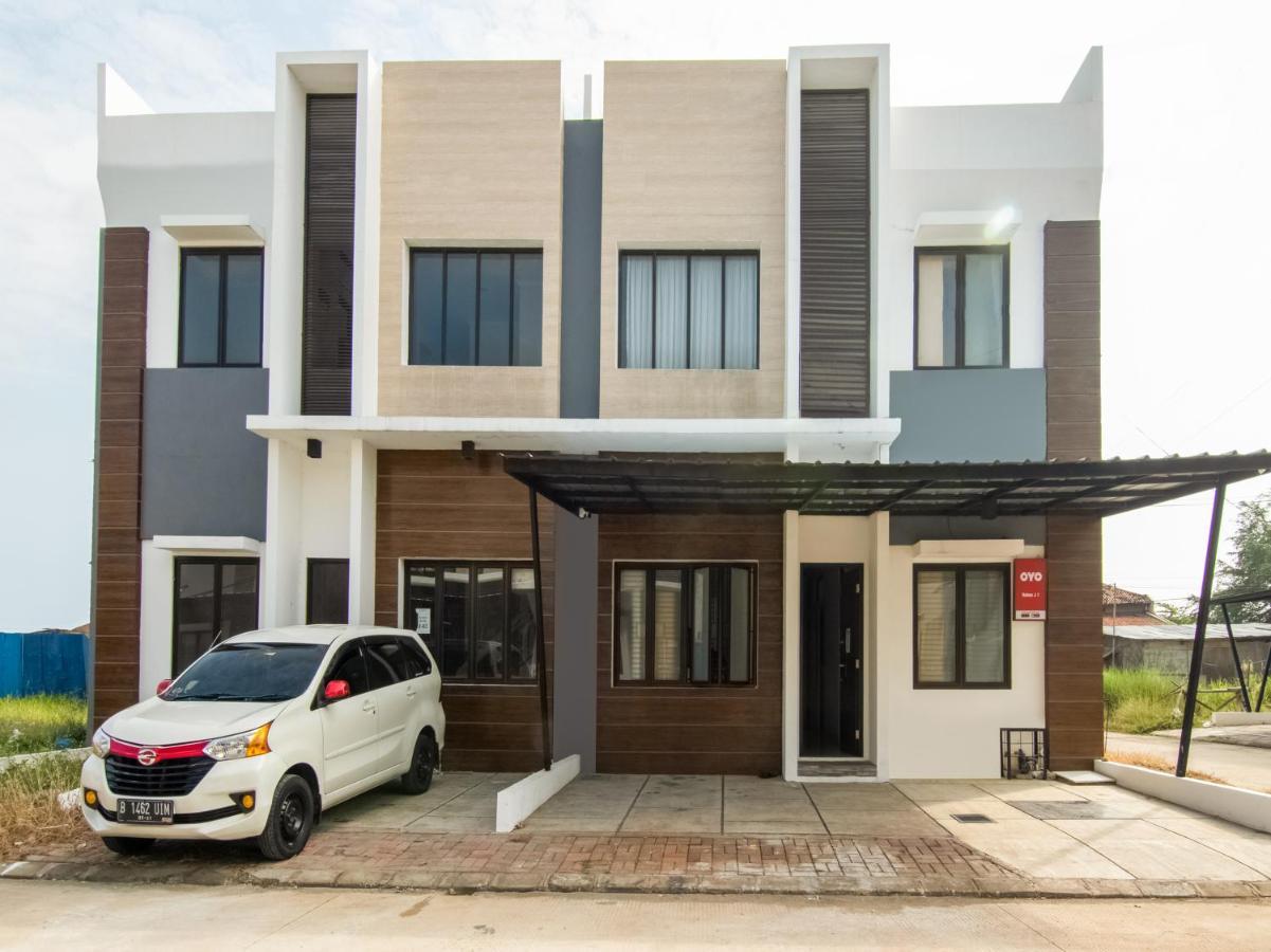Oyo 3824 Columbus Residence J1 Telukjambe Exterior photo